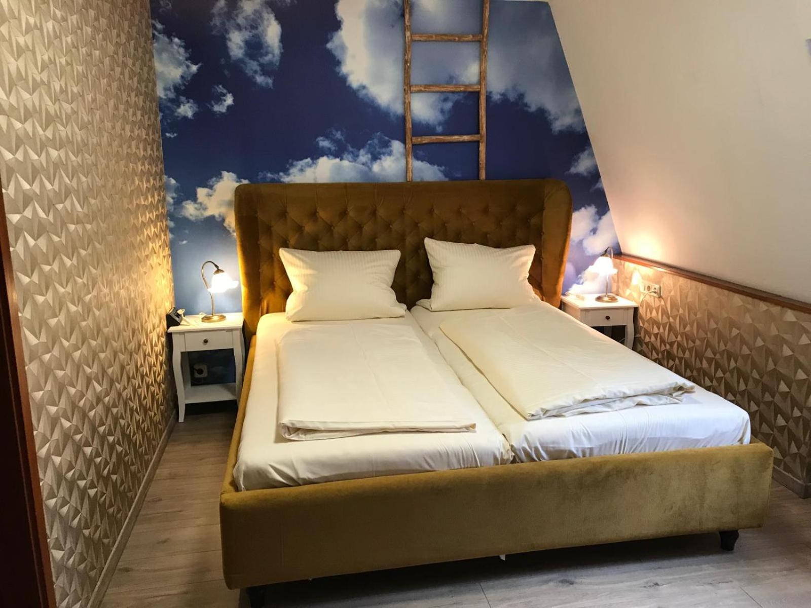 Hotel & Restaurant Sonnenhoefle Sommerhausen Dış mekan fotoğraf